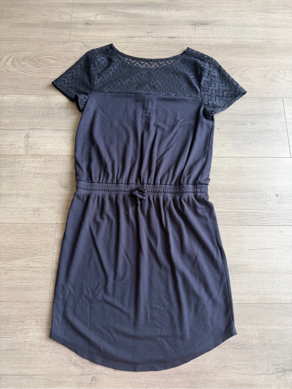 Ann Taylor Factory Navy dress - size XS